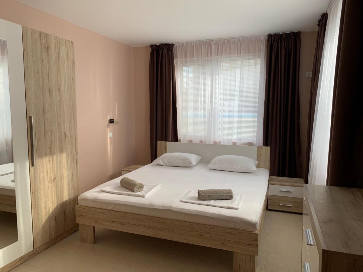 Villa Rouge - Apartment Victoria Szozopol Kültér fotó